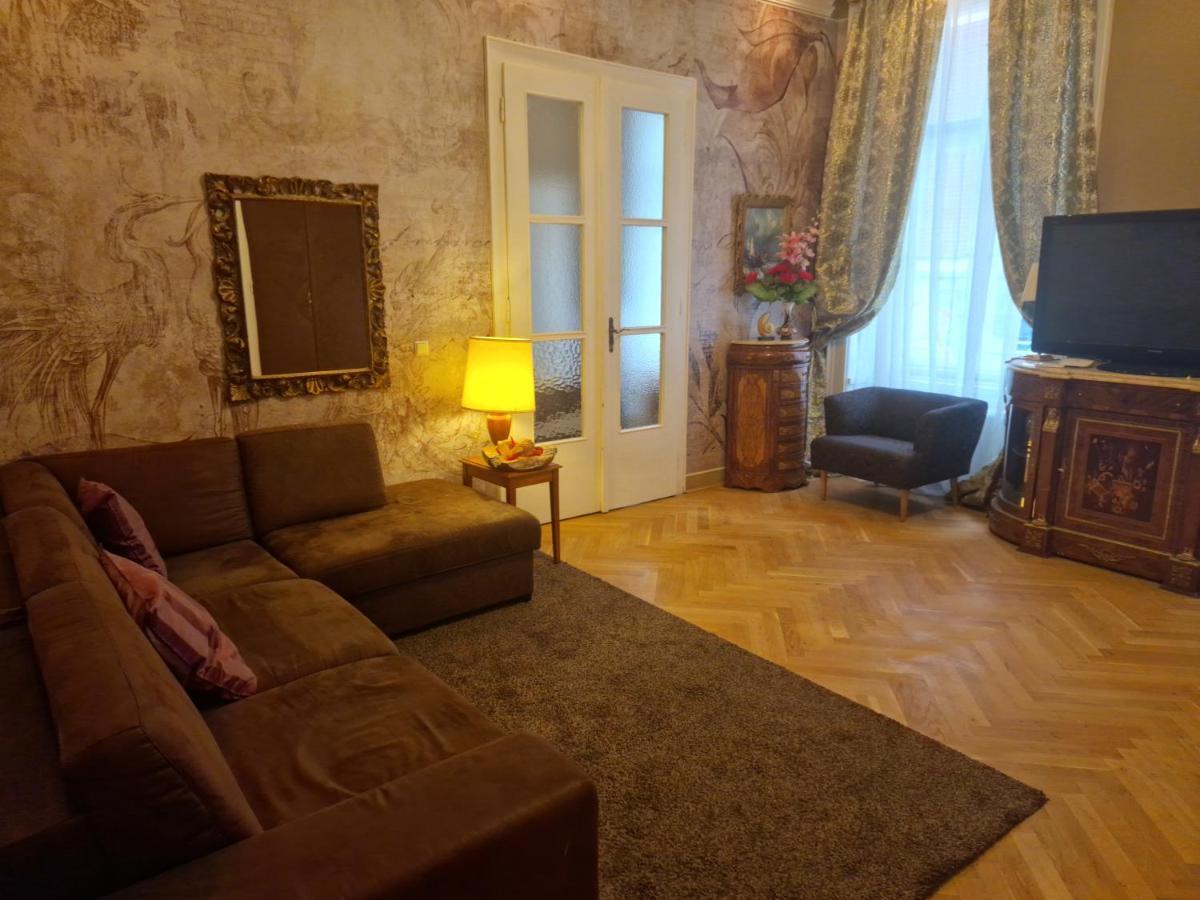 Urban Flats Center * Vienne